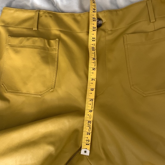 ANTHROPOLOGIE MAEVE COLETTE CROPPED WIDE LEG PANTS PEA GREEN 20W WIDE LEG VEGAN - Picture 5 of 9